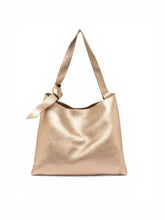 Goldene Tasche von Gianni Chiarini – Ansicht 2