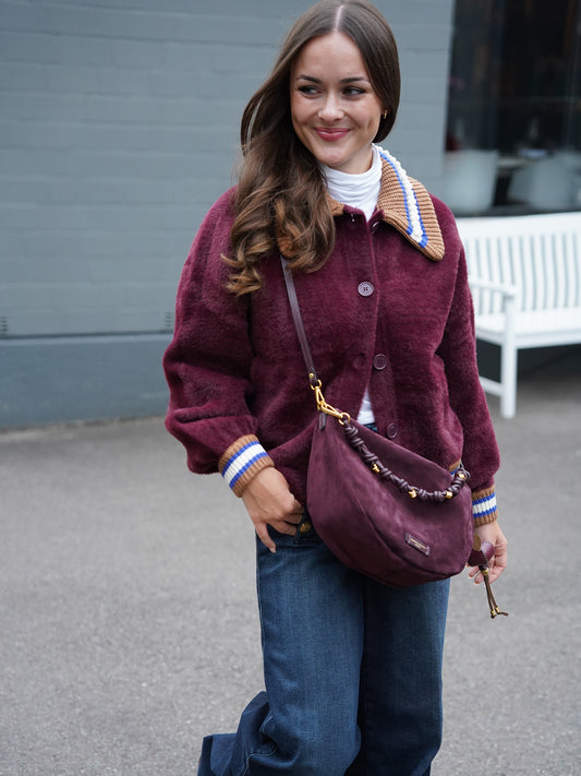 Bordeauxfarbene Velour-Tasche „Cleo“ von Gianni Chiarini – Ansicht 2