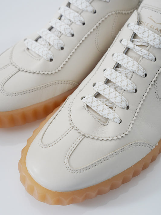 Cremefarbener Sneaker von Voile Blanche – Ansicht 2