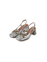 Silberfarbener Slingpumps mit Trense von Bibi Lou – Ansicht 2