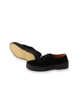 Schwarzer Velours-Halbschuh mit Crepe-Sohle von The Original Playboy – Ansicht 2