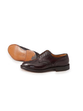 Dunkelbrauner Derby-Brogue Pembroke aus Pferdeleder von Crockett & Jones – Ansicht 2