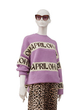 Creme/Fliederfarbener Oversize-Pullover mit Schriftzug von Oh April – Ansicht 2