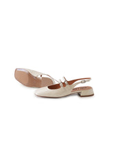 Cremefarbener Lack-Slingpumps von Bibi Lou – Ansicht 2