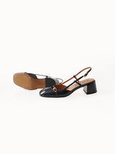 Dunkelblauer Lack-Slingpumps mit Absatz von Bibi Lou – Ansicht 2