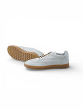 Weißer Sneaker mit camelfarbenen Details von Soldini80 – Ansicht 2