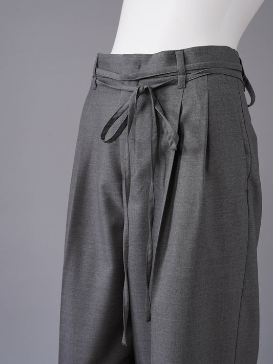 Graue Wollhose "Noa" mit Bindegürtel und Bundfalte von Rossi – Ansicht 2