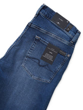Mittelblaue Slimmy-Jeans mit Used-Waschung von 7 For All Mankind – Ansicht 2