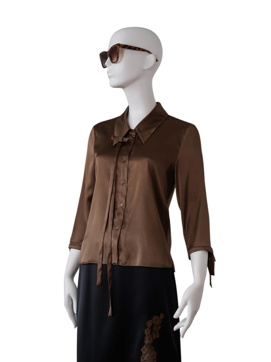 Cognacfarbene Seidenbluse mit Schluppe von Dorothee Schumacher – Ansicht 4