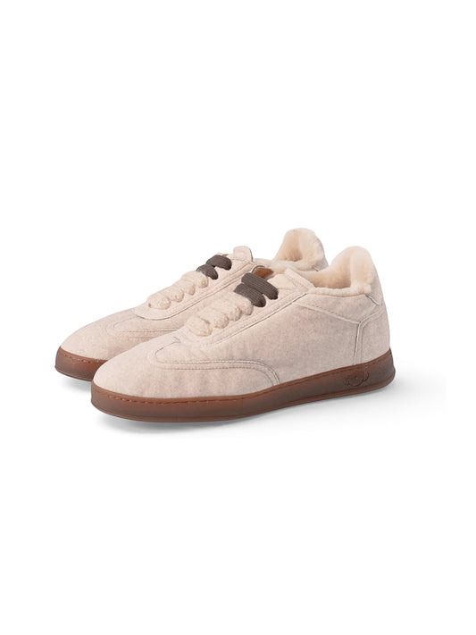 Cremefarbener Wollfilz-Sneaker mit Lammfell-Fütterung von Soldini