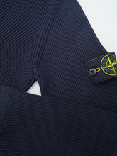 Dunkelblauer Rollkragenpullover aus Rippstrick von Stone Island – Ansicht 2