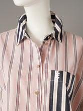 Roséfarbene Hemdbluse im Streifenmix von Essentiel Antwerp – Ansicht 2
