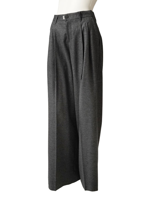 Graue Flanellhose „The Gent“ mit weitem, geradem Bein von PNTS