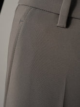 Taupegraue Hose „Ivon“ mit weitem Bein von Rossi – Ansicht 2