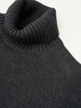 Anthrazitfarbener Rollkragenpullover von Slowear – Ansicht 2