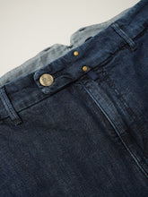 Blaue Denim-Chino von Slowear – Bund mit Incotex-Knopf und Nieten