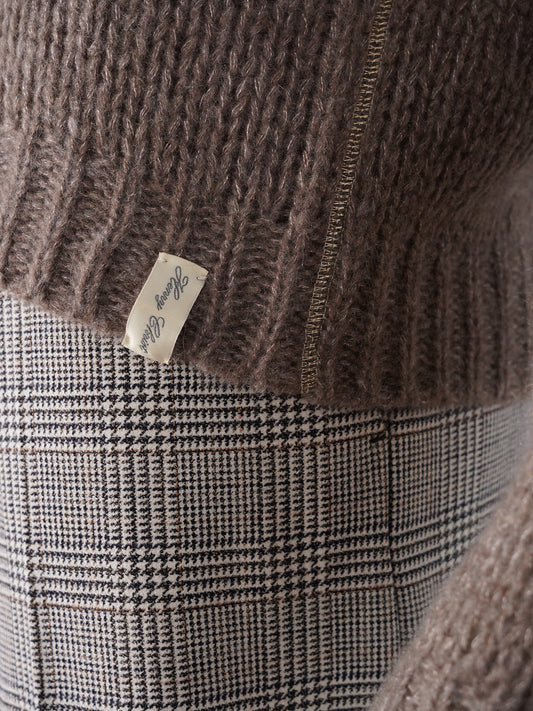 Taupefarbener Oversize-Grobstrick-Roundneck aus Kaschmir und Seide von Henry Christ – Ansicht 6