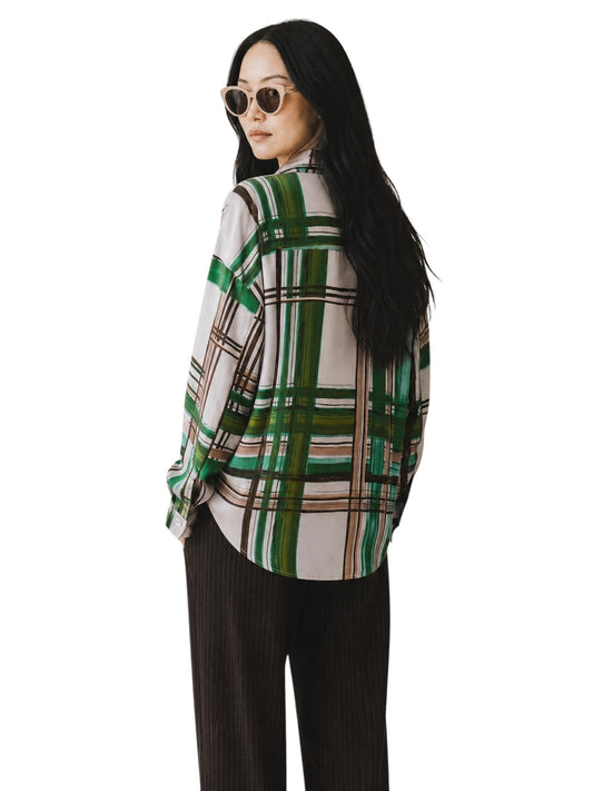 Grün-braun karierte Seidenbluse mit Pinselstrich-Muster von ODEEH – Ansicht 3