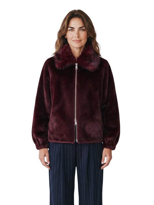 Bordeauxfarbene Kunstfell-Jacke mit Zobel-Kragen von Betta Corradi