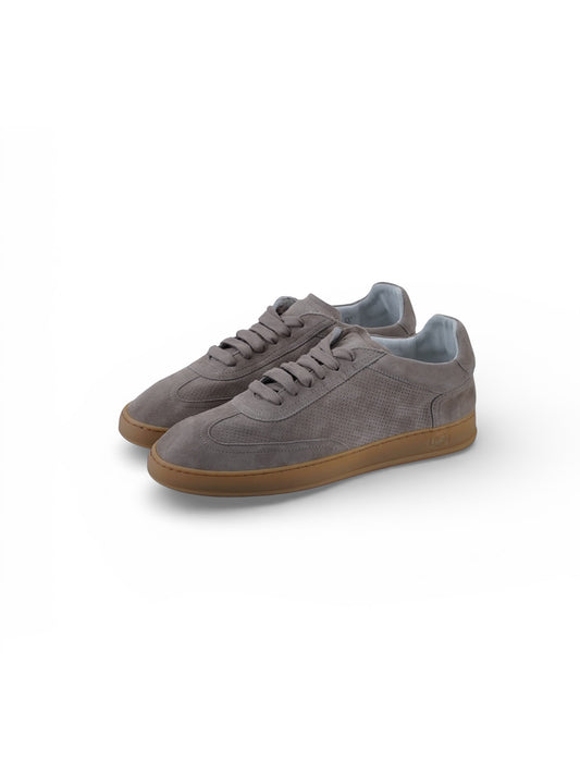Taupefarbener, perforierter Velours-Sneaker von Soldini80