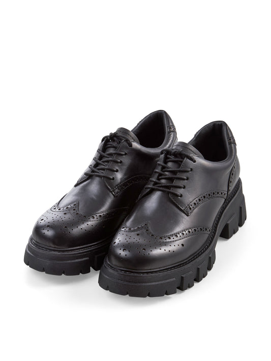 Schwarzer Schnürschuh mit Profilsohle von ASH