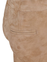Verkürzte Veloursleder-Leggings in Braun von Arma – Ansicht 2
