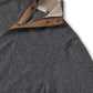 Grauer Cashmere-Pullover mit braunem Leder Detail
