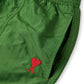 Grüne Badeshorts mit kleinem roten " Ami de Coeur " Logo