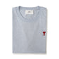 Hellblaues T-Shirt mit kleinem roten " Ami de Coeur " Logo