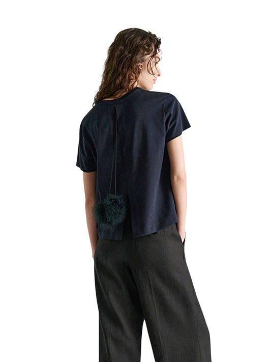Nachtblaues T-Shirt mit abnehmbaren Feder-Details von Dorothee Schumacher – Ansicht 3