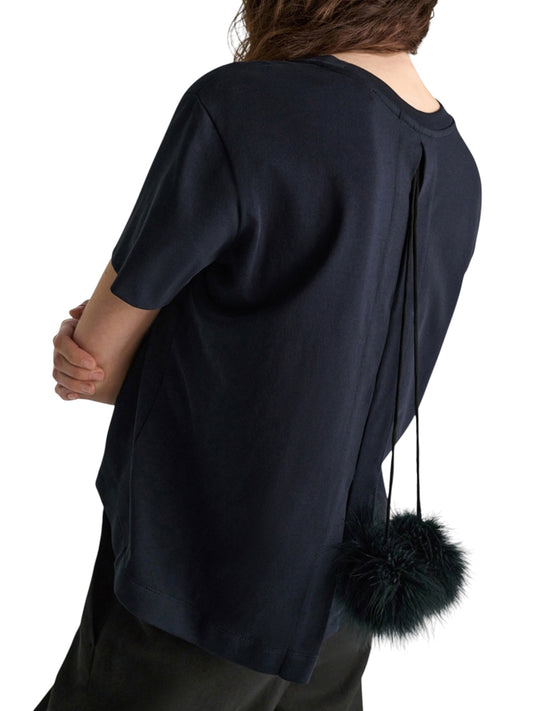 Nachtblaues T-Shirt mit abnehmbaren Feder-Details von Dorothee Schumacher – Ansicht 5