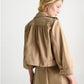 Sandfarbener kurzer Trenchcoat