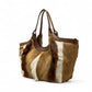 Creme/Haselnussfarbene Fell-Tasche