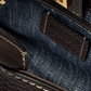 Dunkelbraune Tasche mit Velour-Details