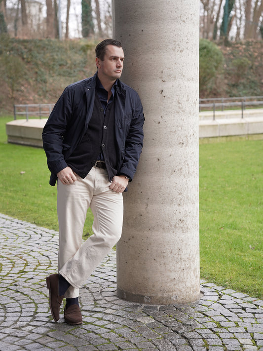 Dunkelbrauner Velours-Loafer von Crockett & Jones – Ansicht 2