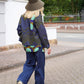 Denimjacke mit olivfarbenem Print