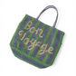 Blau/Grün gestreifte Bast-Tasche mit Schriftzug "Bon Voyage"