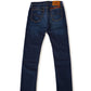 Blaue Jeans mit dezenter Waschung