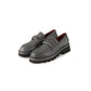 Grauer, softer Loafer