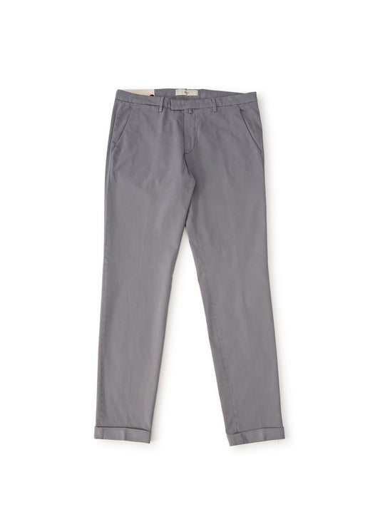 Graue Chino von Briglia