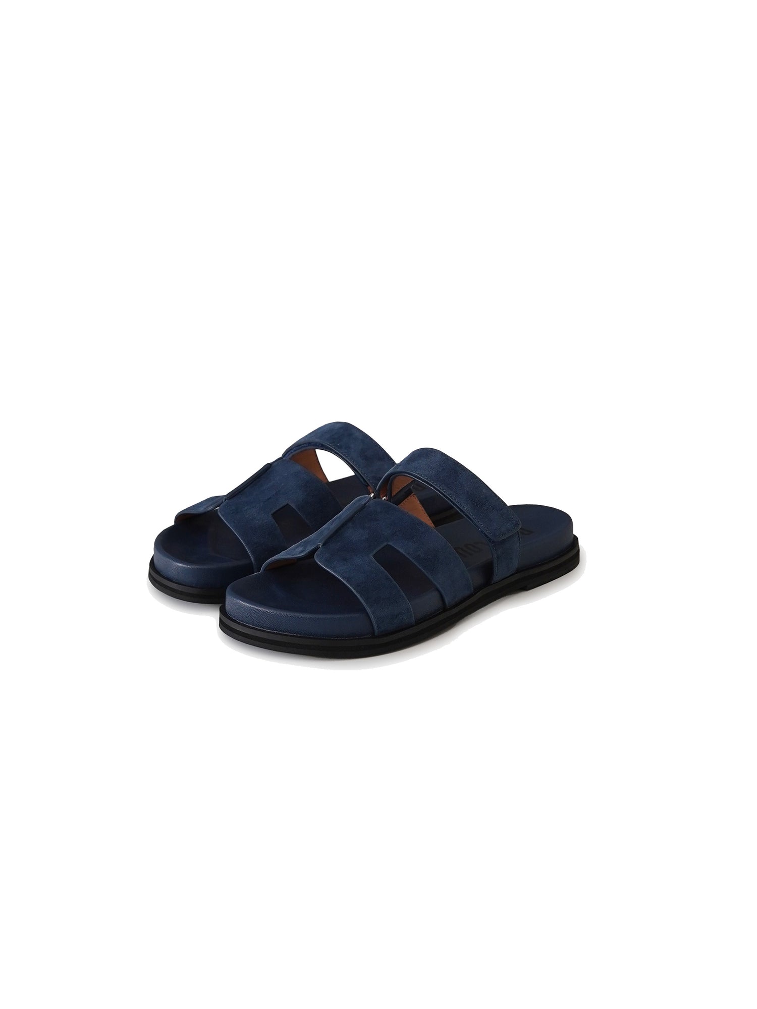 Sandalen und Schläppchen