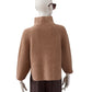 Camelfarbene Turtleneck-Strickjacke aus Wolle und Cashmere