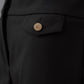 Schwarze Hose mit goldenen Knöpfen