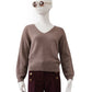 Taupefarbener V-Neck