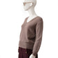 Taupefarbener V-Neck