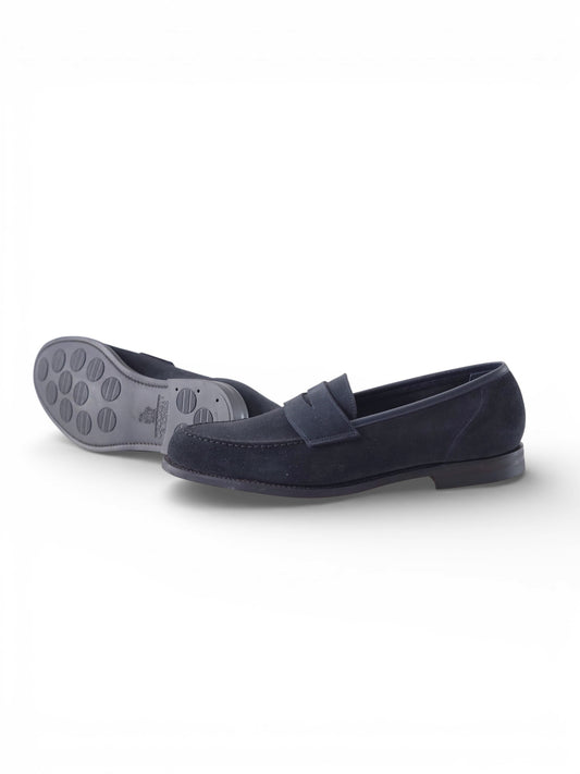 Dunkelblauer Veloursloafer mit Gummisohle von Crockett & Jones – Ansicht 2