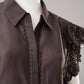 Dunkelbraune Kurzarm-Bluse mit Spitze