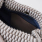 Graue Bubble-Bag aus Wolle
