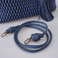 Jeansfarbene Bubble-Bag aus Wolle