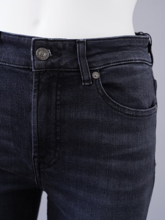 Schwarze, verwaschene Jeans mit dezentem Flare-Bein von 7 For All Mankind – Ansicht 2